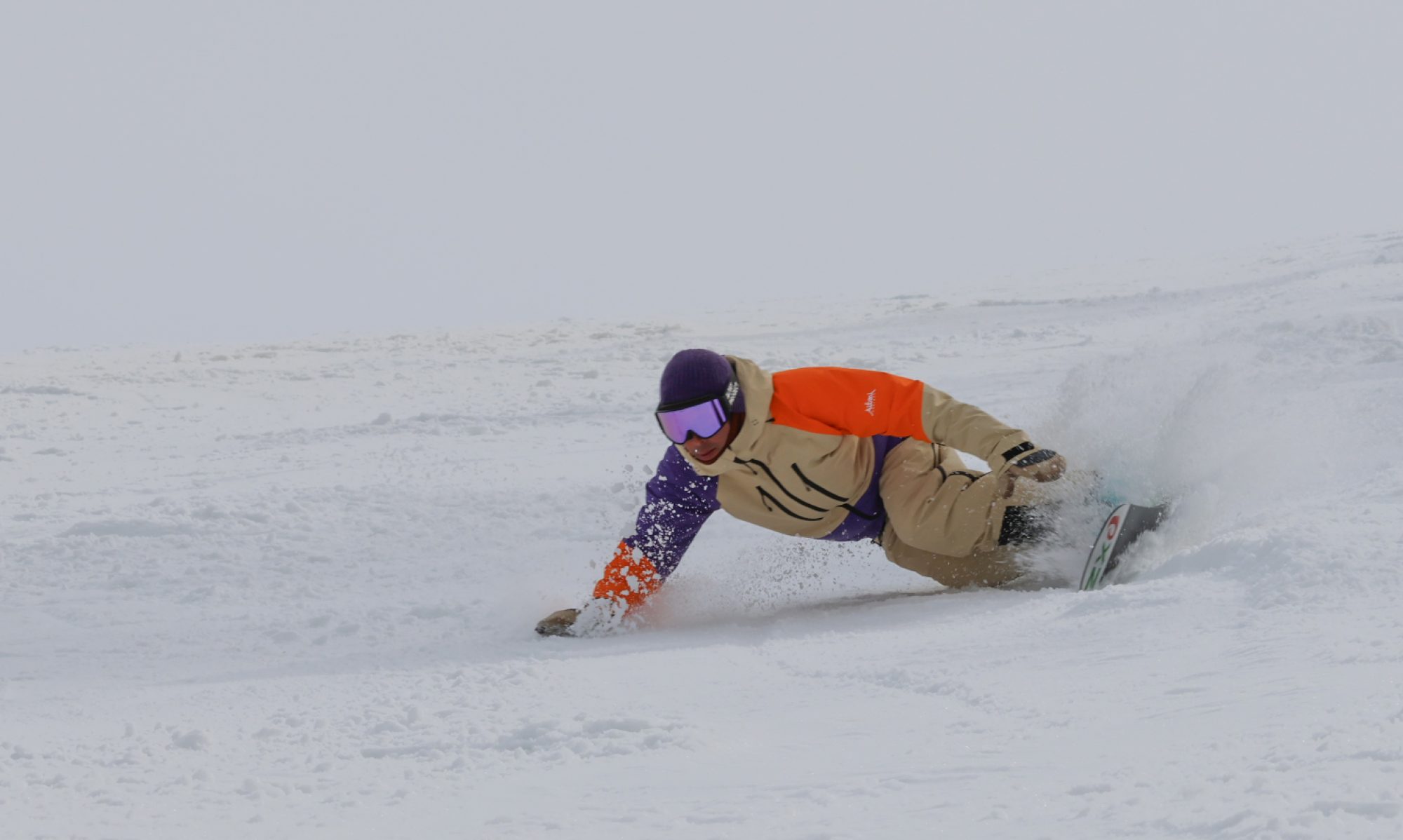 AZプロスノーボーディングスクール